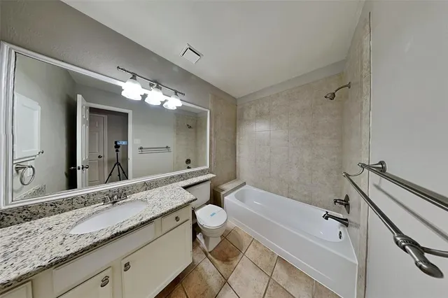 $2,350 | 2405 Rosedale Street, Highland Village, TX 75077