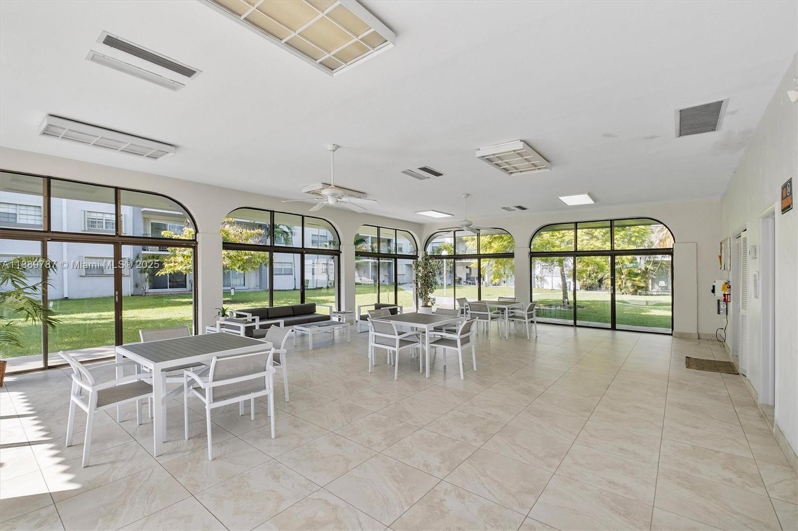 8107 Southwest 72nd Avenue, Unit 201E Miami, FL 33143 - Photo 21 of 29