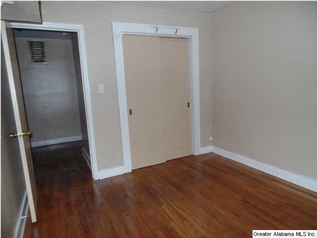 2909 Dowell Avenue Southwest Birmingham, AL 35211 - Photo 9 of 12