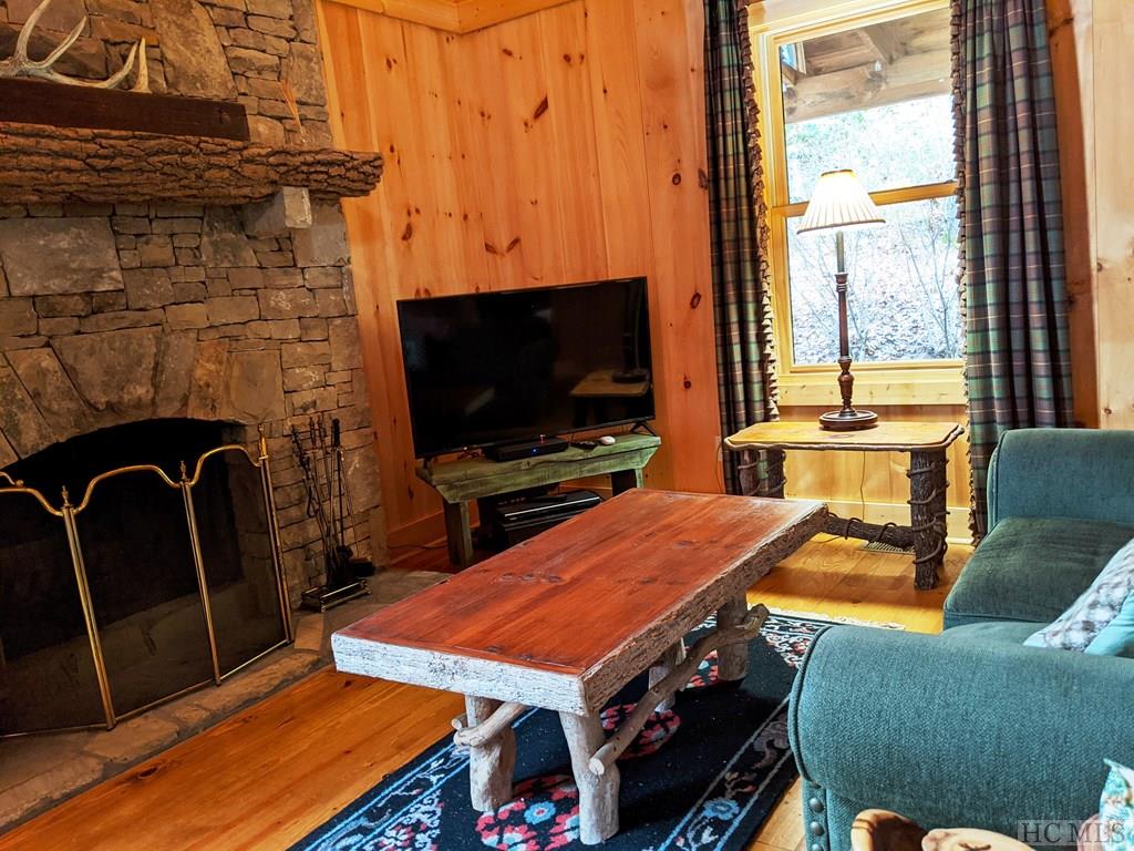 358 Dominion Road Cashiers, NC 28717 - Photo 5 of 24 Gallery Image 5