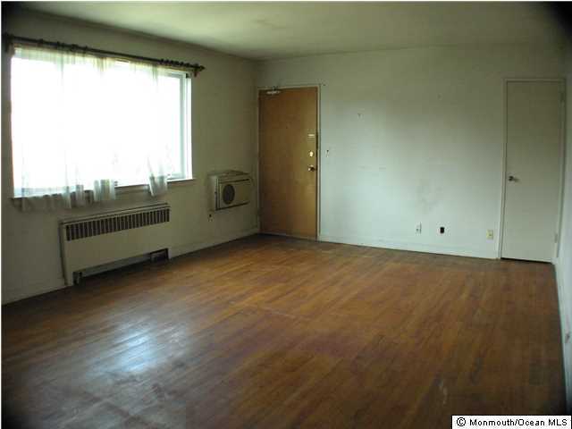 293 Spring Street, Unit 14D Red Bank, NJ 07701 - Photo 3 of 12 Additional Photo