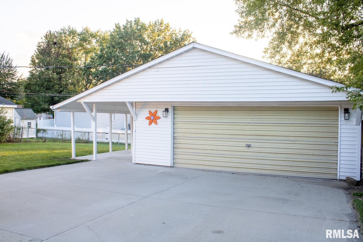 73 Foresters Lane Springfield, IL 62704 - Photo 3 of 15 Gallery Image 3