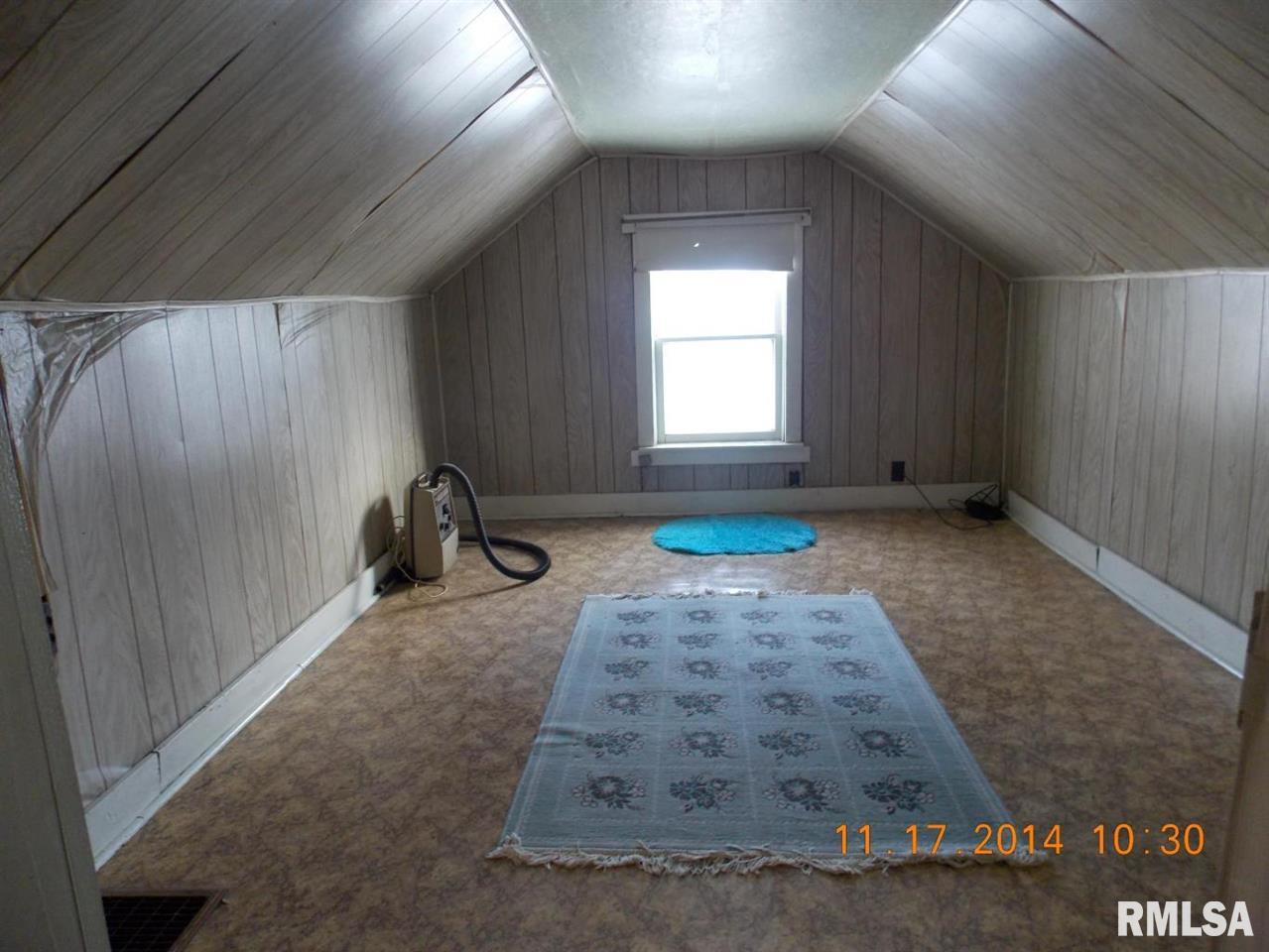 704 Hacker Street Buffalo, IA 52728 - Photo 9 of 10 Gallery Image 9