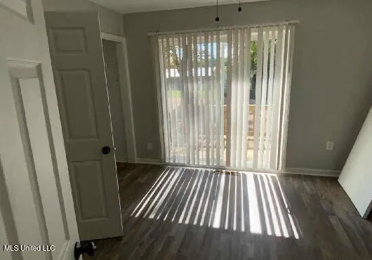 $179,900 | 737 Cox Avenue, Holly Springs, MS 38635