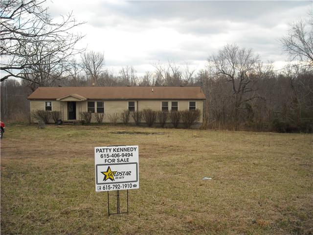 353 Bandy Road Ashland City, TN 37015 - Photo 1 of 7 Gallery Image 1