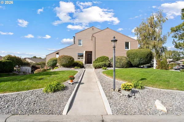 $449,999 | 495 Northwest 9th Street, Hermiston, OR 97838