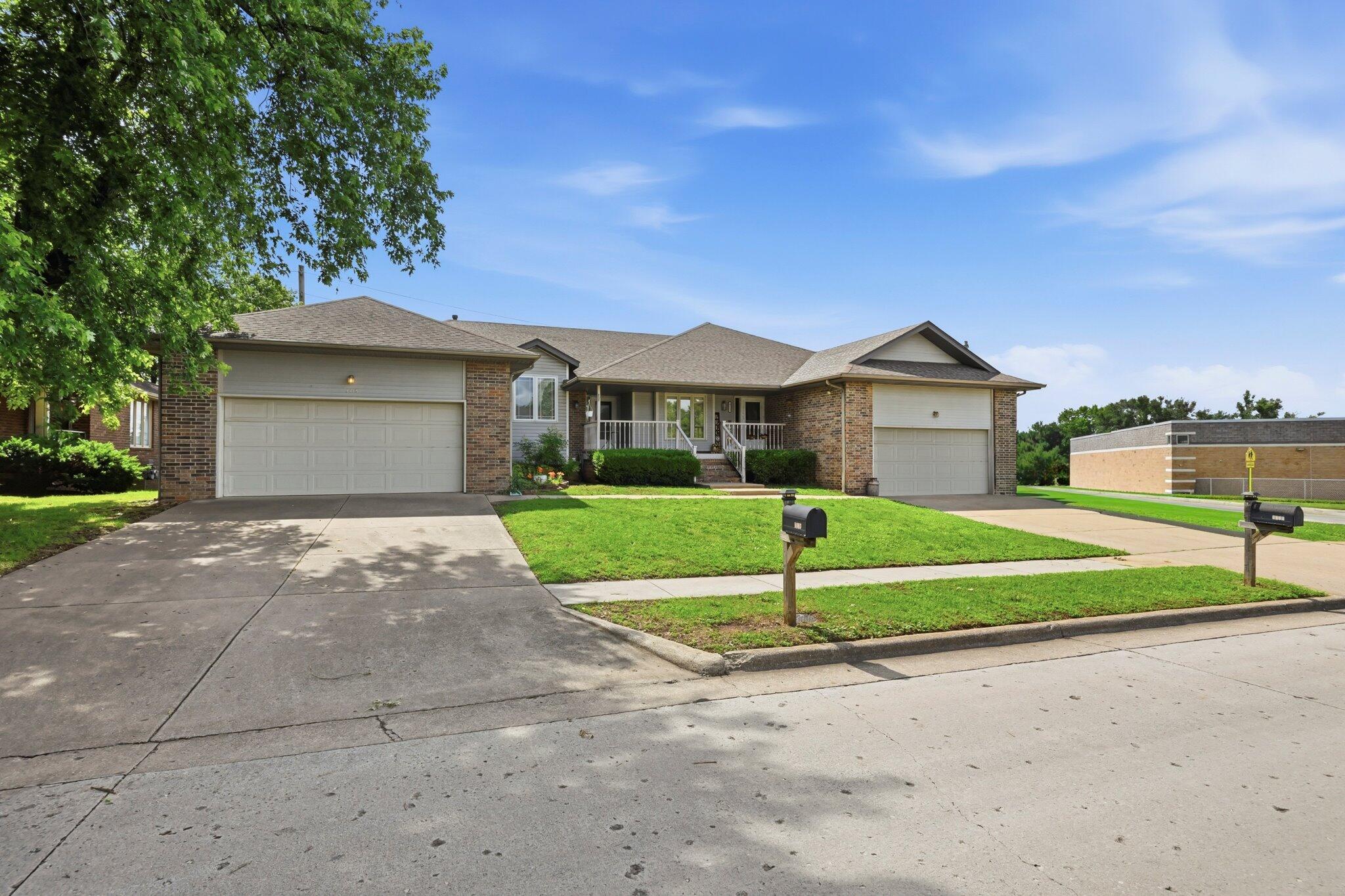 4113-4115 South Weller Avenue Springfield, MO 65804 - Photo 1 of 1 01-Weller_041-Edit