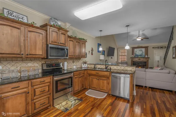 $275,000 | 26 Meadow Creek Drive, Bossier City, LA 71111