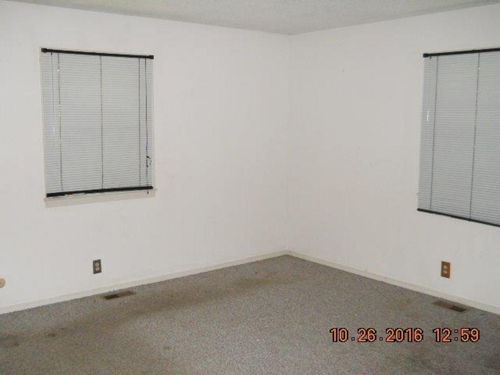 5018 Guion Road Indianapolis, IN 46254 - Photo 8 of 14 Gallery Image 8
