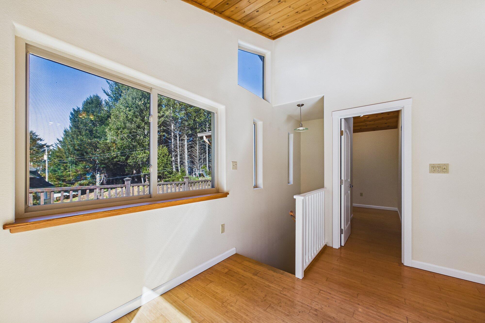 950 Spring Road Shelter Cove, CA 95589 - Photo 11 of 42