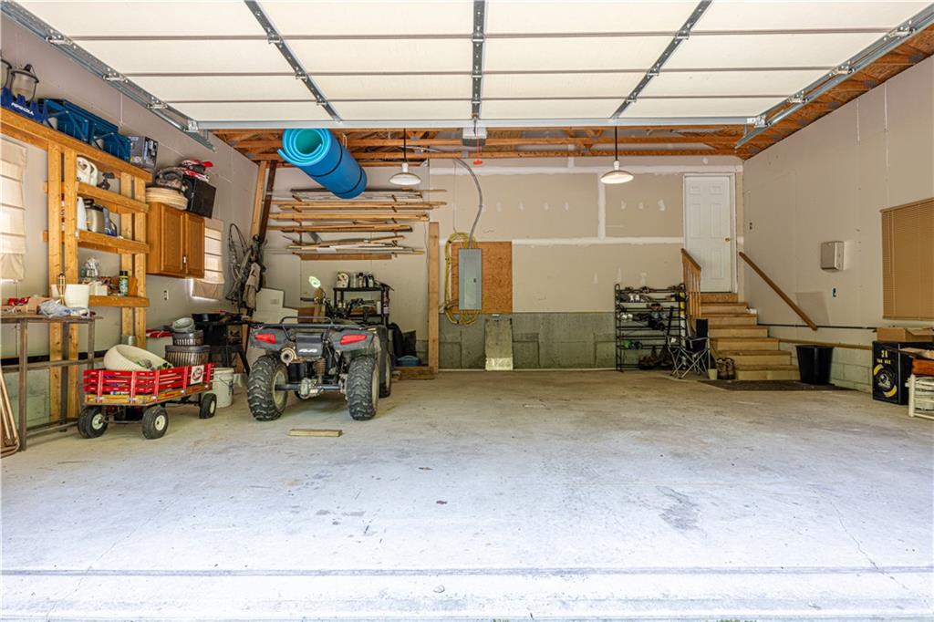 505 Greenbriar Road Dunbar, PA 15431 - Photo 5 of 43