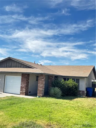 $2,300 | 8157 Carnation Court, Riverside, CA 92503