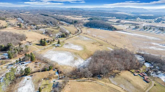 $415,000 | 1859 Fort Chiswell Road, Max Meadows, VA 24360