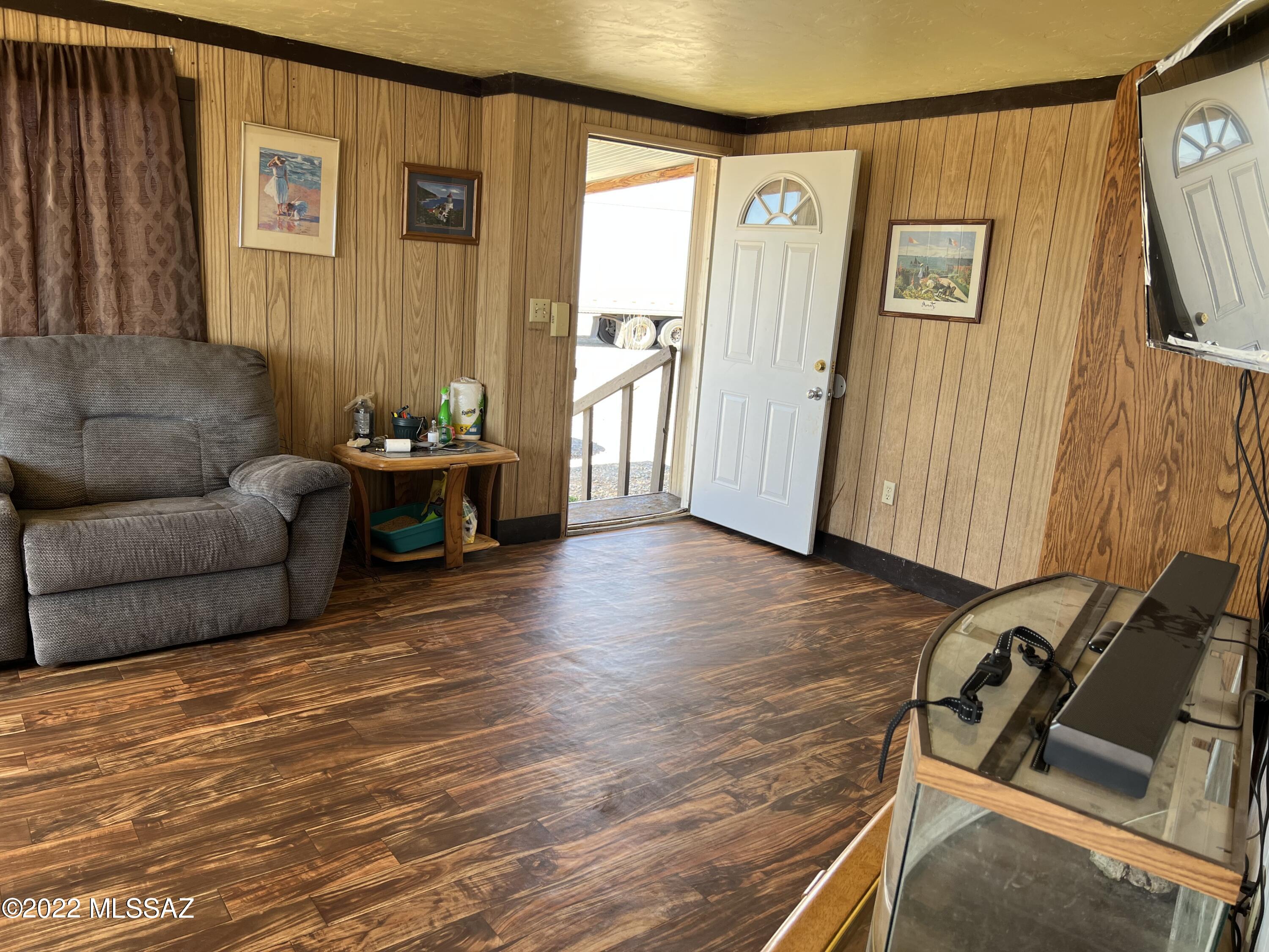 4313 West Cox Road Willcox, AZ 85643 - Photo 1 of 6
