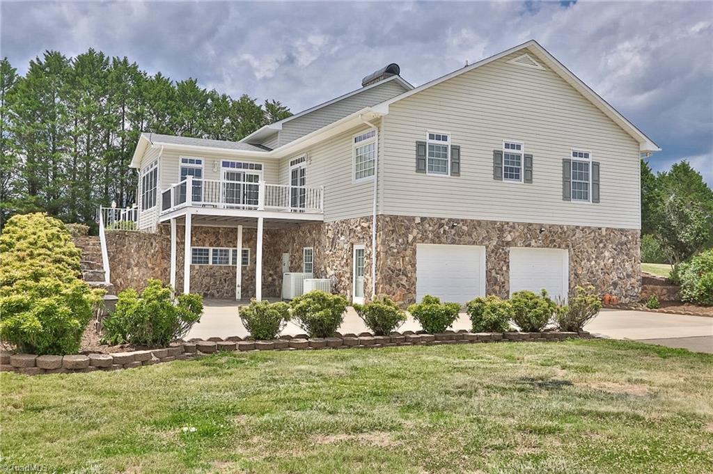 2726 Cedar Forest Road Ronda, NC 28670 - Photo 12 of 50