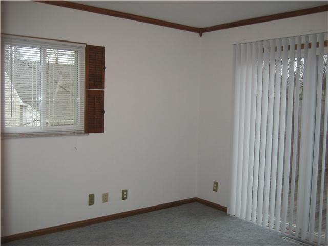 381 McCutcheon Road Columbus, OH 43230 - Photo 7 of 16 Gallery Image 7