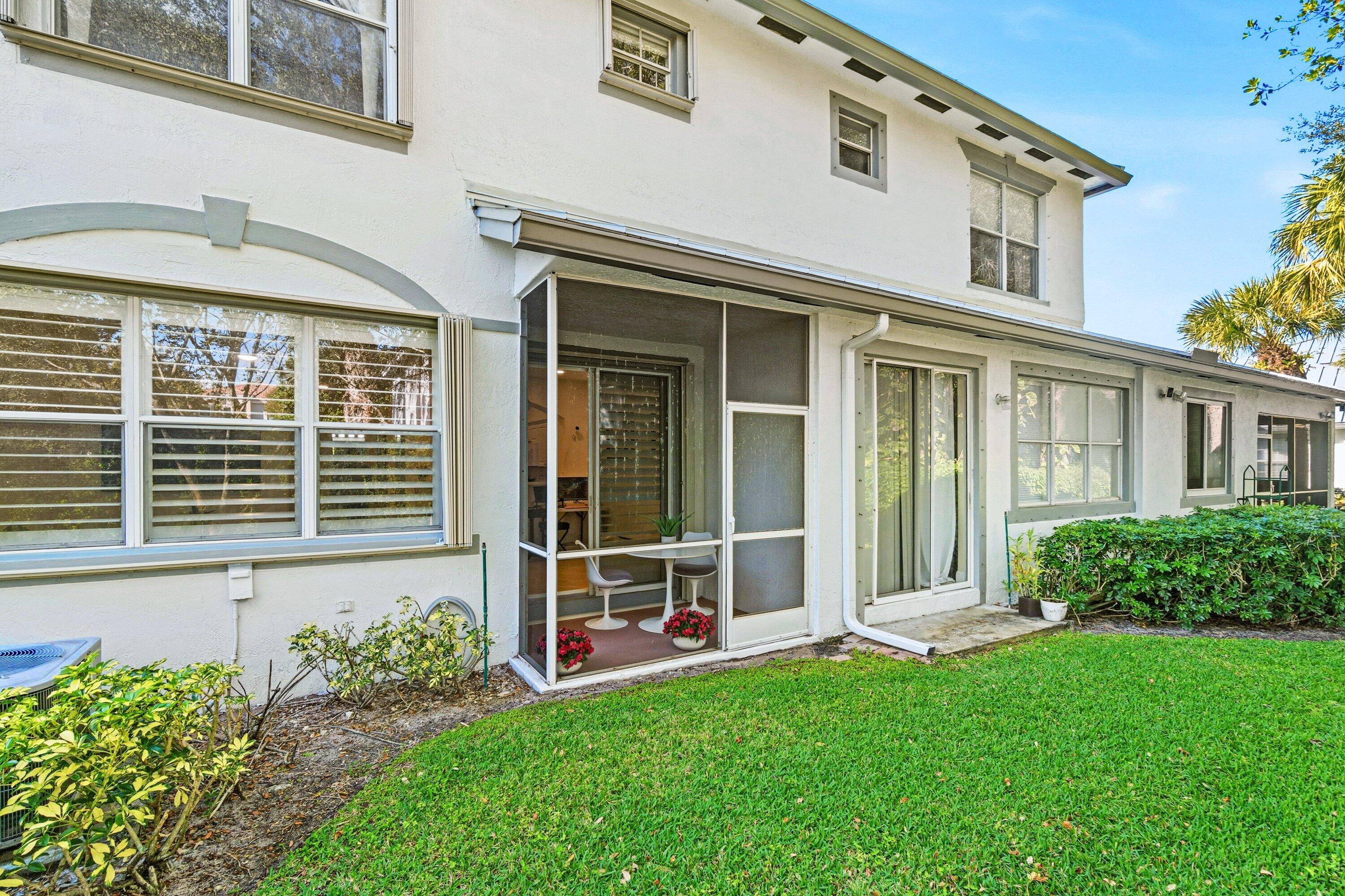 139 Coconut Key Lane Delray Beach, FL 33484 - Photo 33 of 42 036-139CoconutKeyLane-DelrayBeach-FL-334