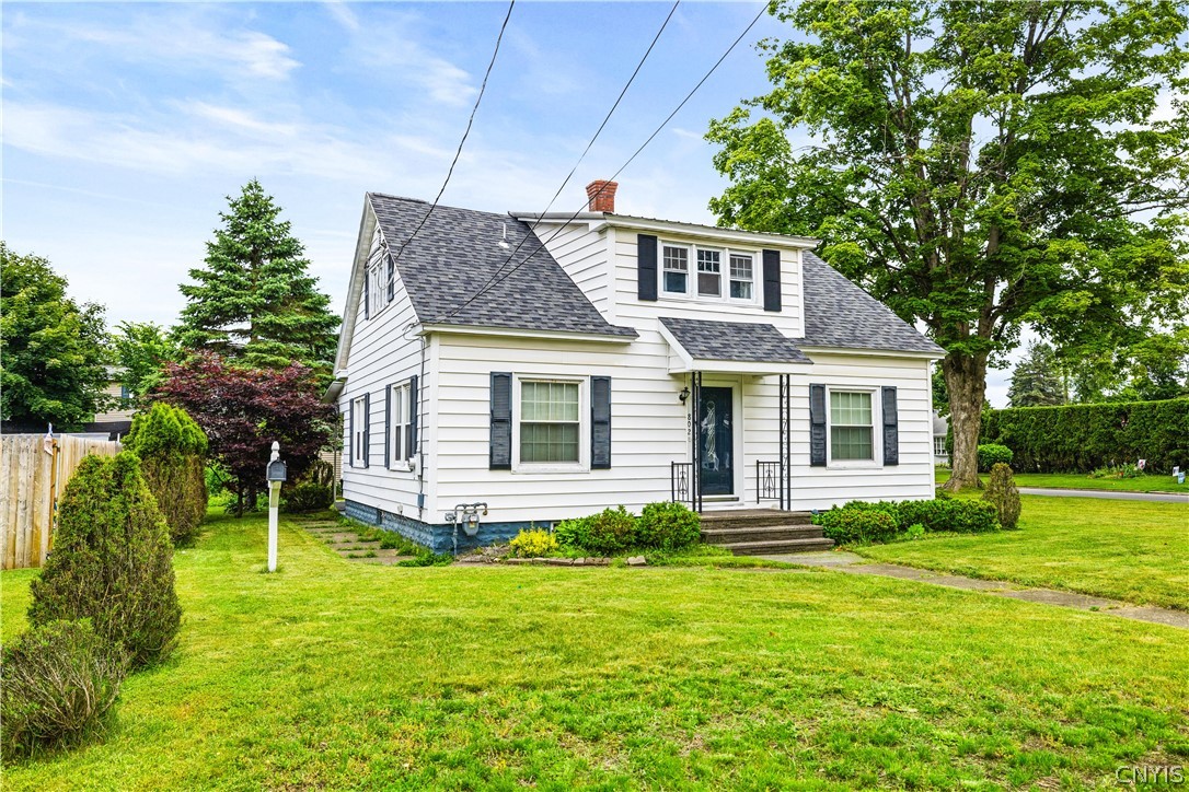 802 Oakwood Street Rome, NY 13440 - Photo 2 of 23