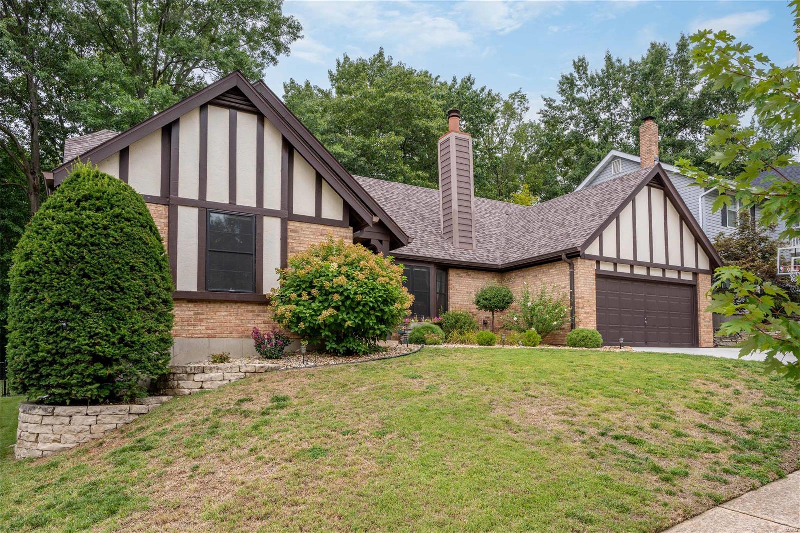 7047 Chalkstone Road St. Louis, MO 63129 - Photo 1 of 44 Gallery Image 1