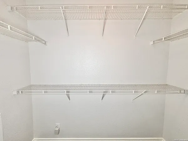 $1,575 | 6926 Opal Cliffs, Converse, TX 78109
