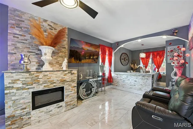 $219,900 | 3125 Potomac Street, St. Louis, MO 63118