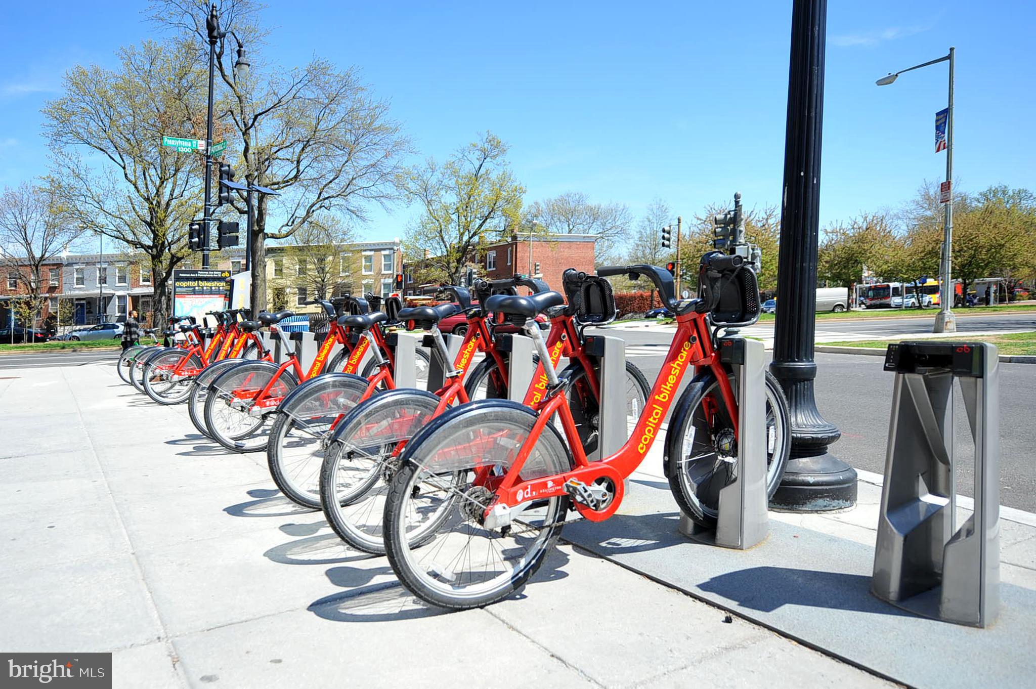 1391 Pennsylvania Ave. Southeast, Unit 403 Washington, DC 20003 - Photo 31 of 34