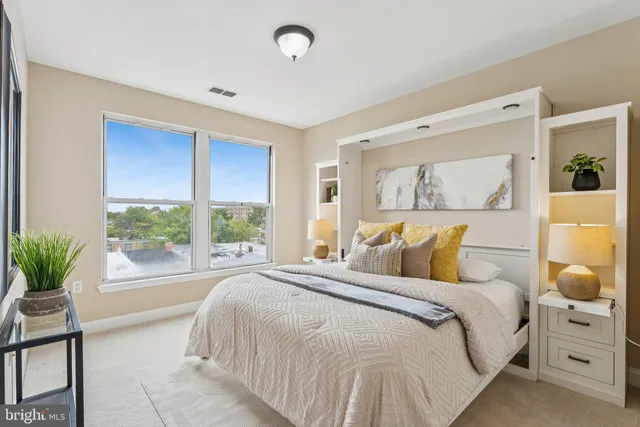 $599,900 | 1391 Pennsylvania Ave. Southeast, Unit 403, Washington, DC 20003