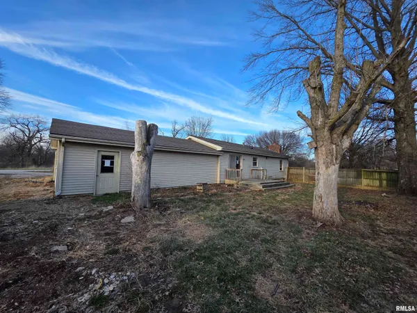 $74,900 | 19931 Highway 123, Petersburg, IL 62675