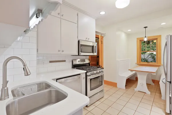 $2,795 | 2301 Northeast Benjamin Street, Minneapolis, MN 55418
