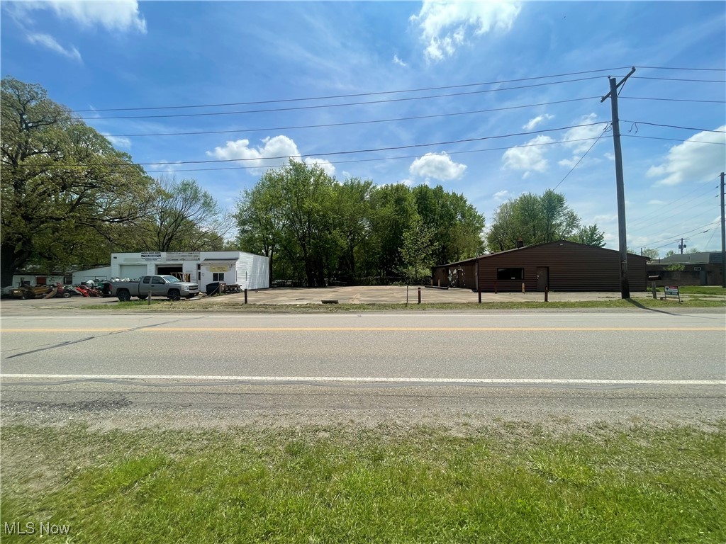 Navarre Road Southwest Canton, OH 44706 - Photo 8 of 10