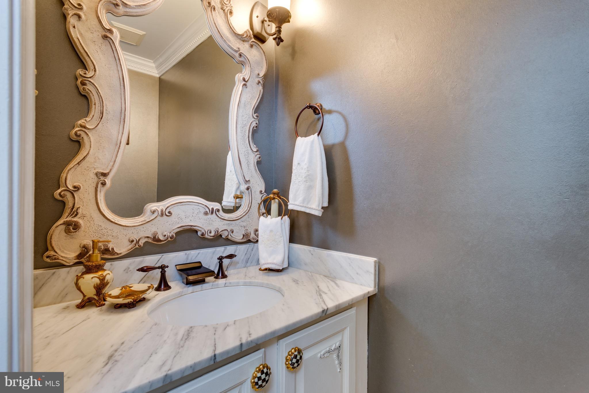 8607 Beech Hollow Lane Springfield, VA 22153 - Photo 12 of 26 Bath