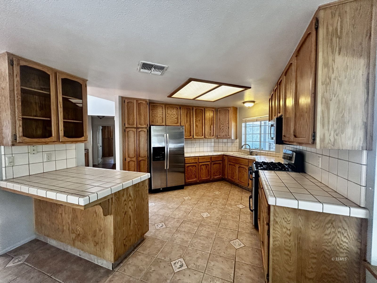 1217 West Tamarisk Avenue Ridgecrest, CA 93555 - Photo 9 of 38