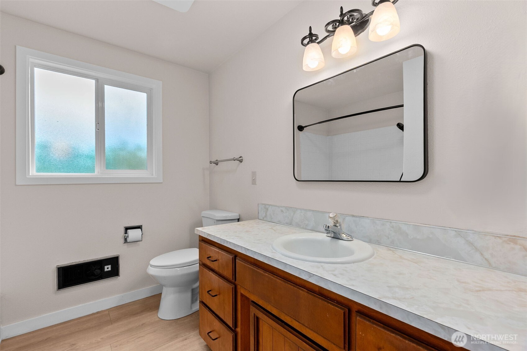 6620 Littlerock Road Southwest Tumwater, WA 98512 - Photo 18 of 25 Gallery Image 18
