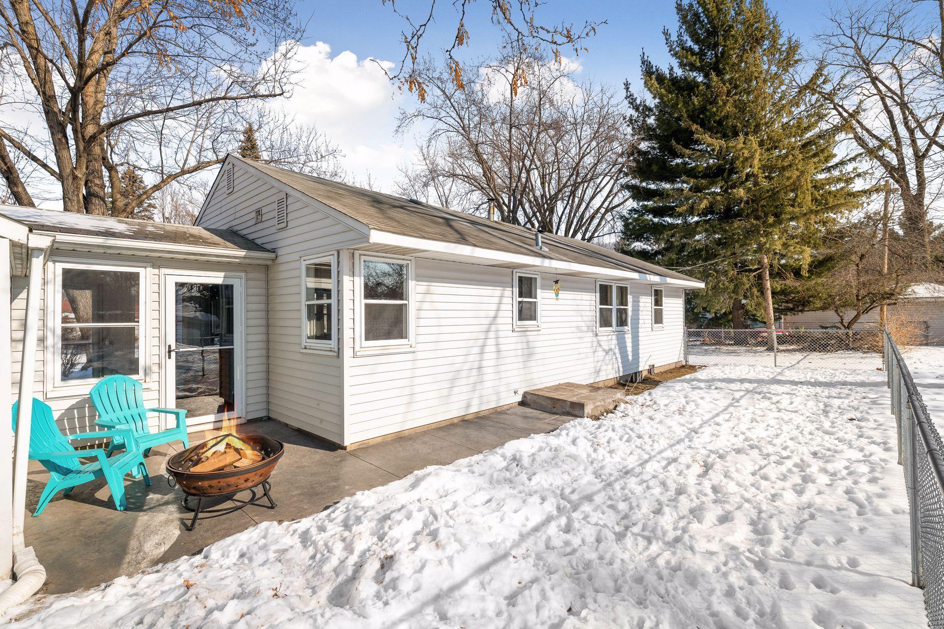 8725 Crest Road Bloomington, MN 55425 - Photo 14 of 29