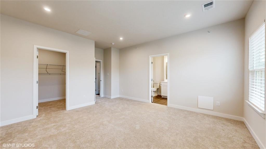 4908 Spruce Road Gibsonia, PA 15044 - Photo 22 of 39 an empty room with windows and closet