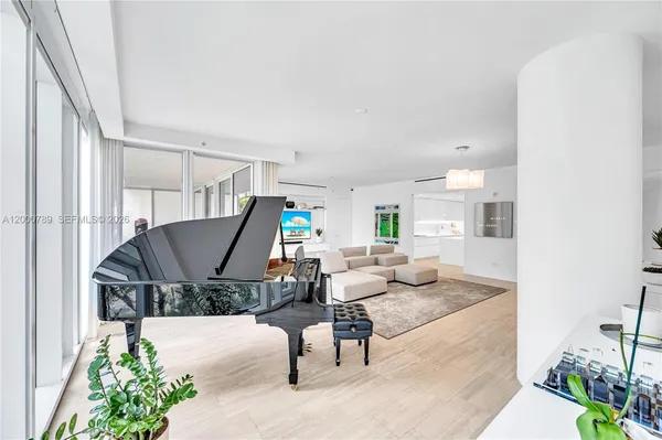 $24,900,000 | 9001 Collins Avenue, Unit S201, Surfside, FL 33154
