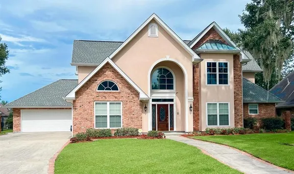 $565,000 | 31 Oak Alley Boulevard, Marrero, LA 70072