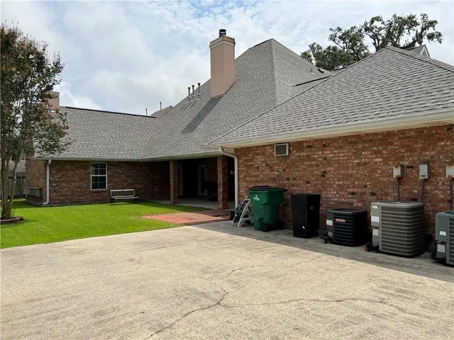 $565,000 | 31 Oak Alley Boulevard, Marrero, LA 70072