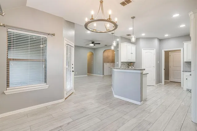 $350,000 | 621 Daniel Drive, Burleson, TX 76028