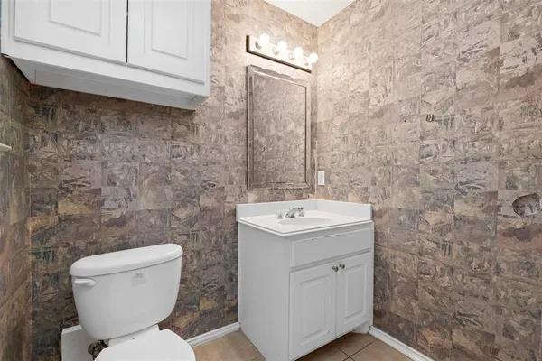 $4,500 | 3536 Suffolk Drive, Fort Worth, TX 76109