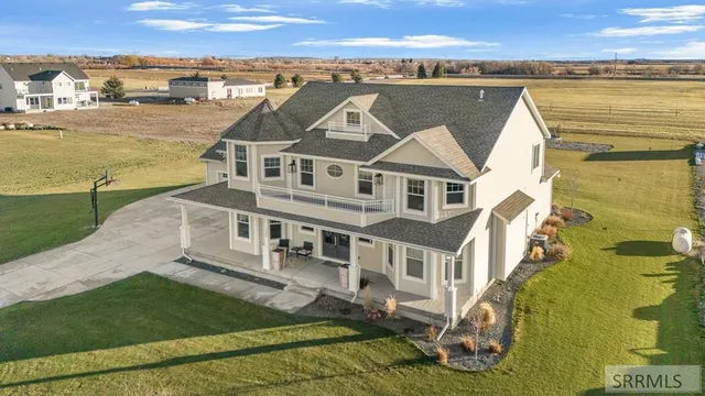 $799,950 | 3060 East 670 North, Roberts, ID 83444