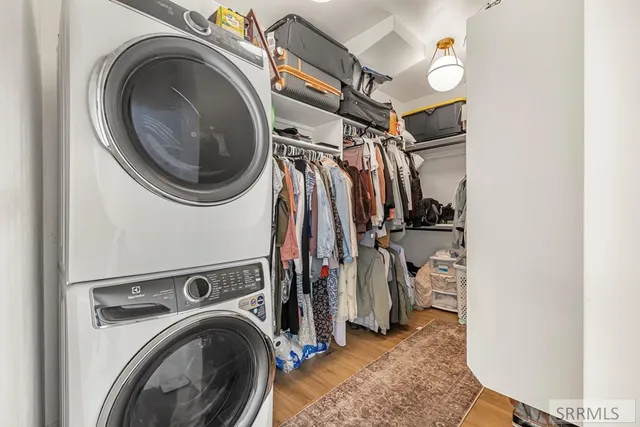 $799,950 | 3060 East 670 North, Roberts, ID 83444