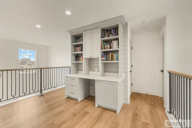 $799,950 | 3060 East 670 North, Roberts, ID 83444