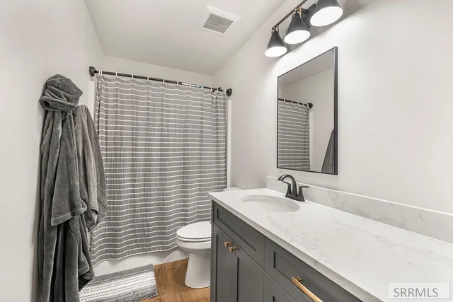 $799,950 | 3060 East 670 North, Roberts, ID 83444