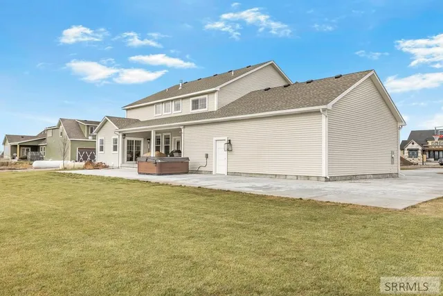 $799,950 | 3060 East 670 North, Roberts, ID 83444