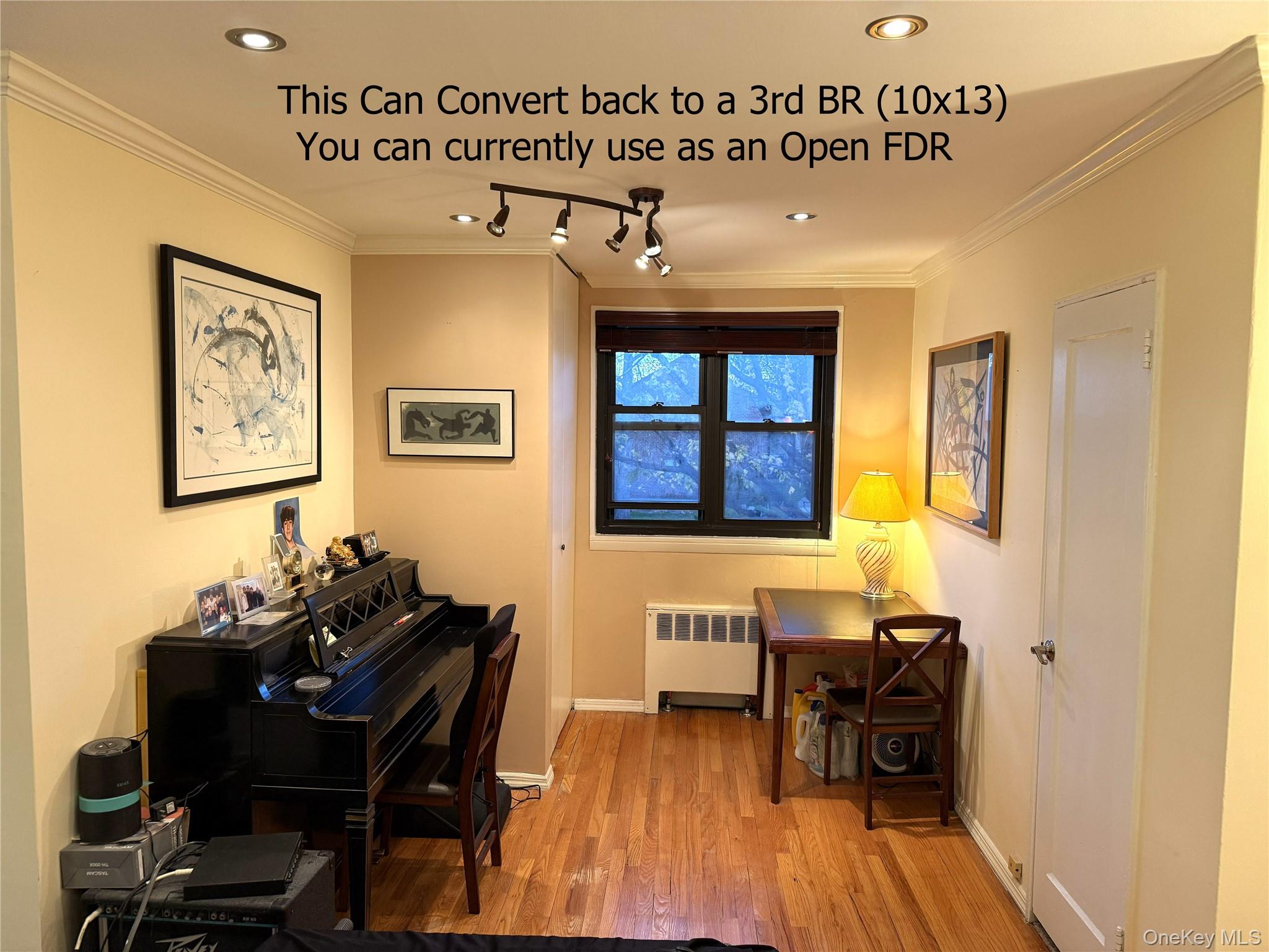 245-48 62nd Avenue, Unit UPPER 2/3BR Queens, NY 11362 - Photo 15 of 29 a living room with furniture and wooden floor