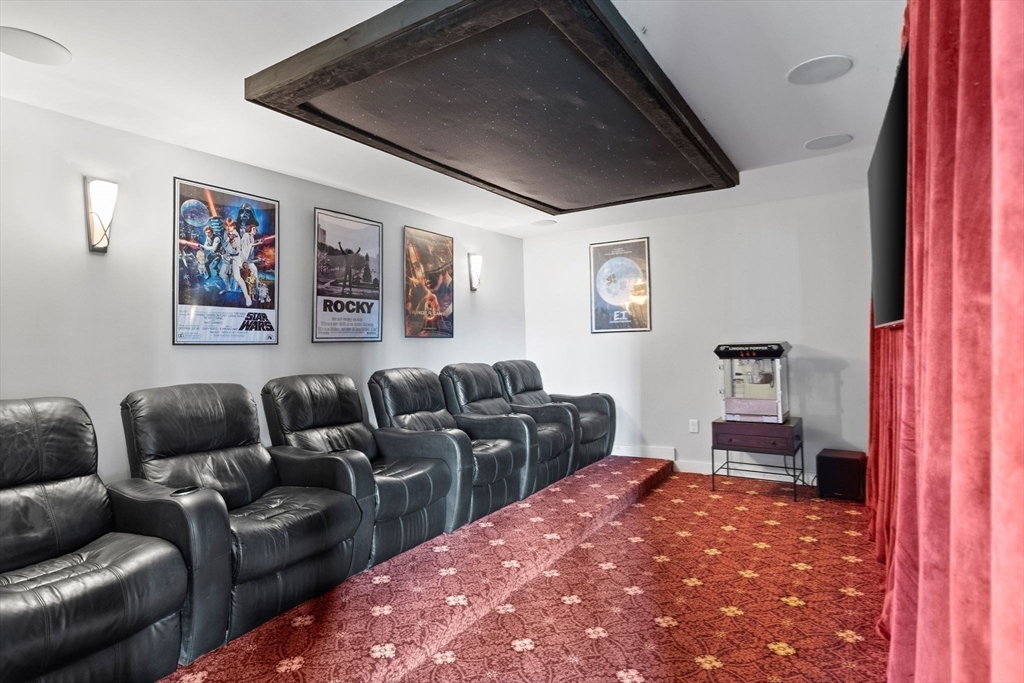 52 Pineswamp Road Ipswich, MA 01938 - Photo 28 of 41 a living room with furniture and a window