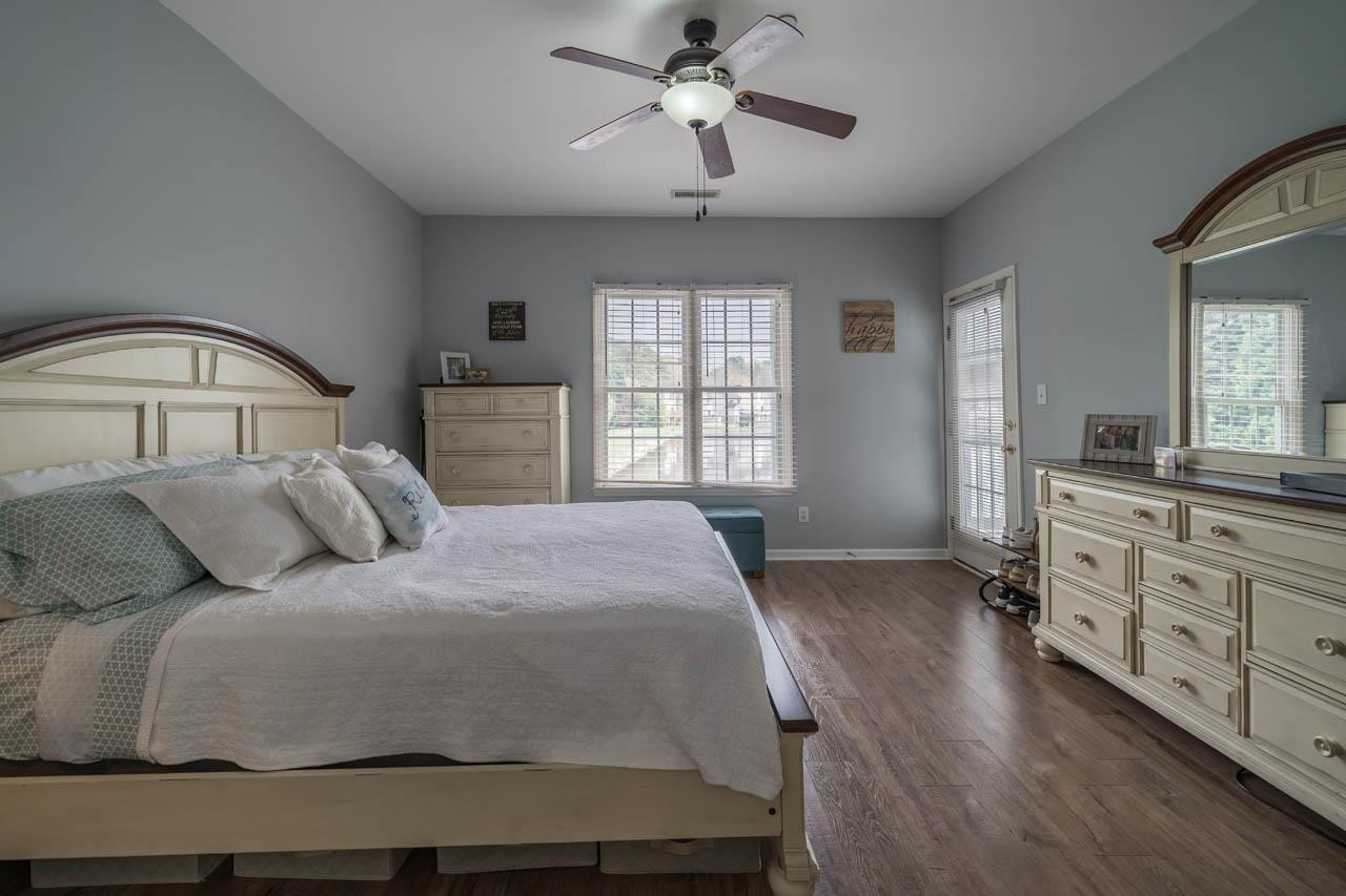 112 Springfork Drive Cary, NC 27513 - Photo 24 of 40 Owners Bedroom