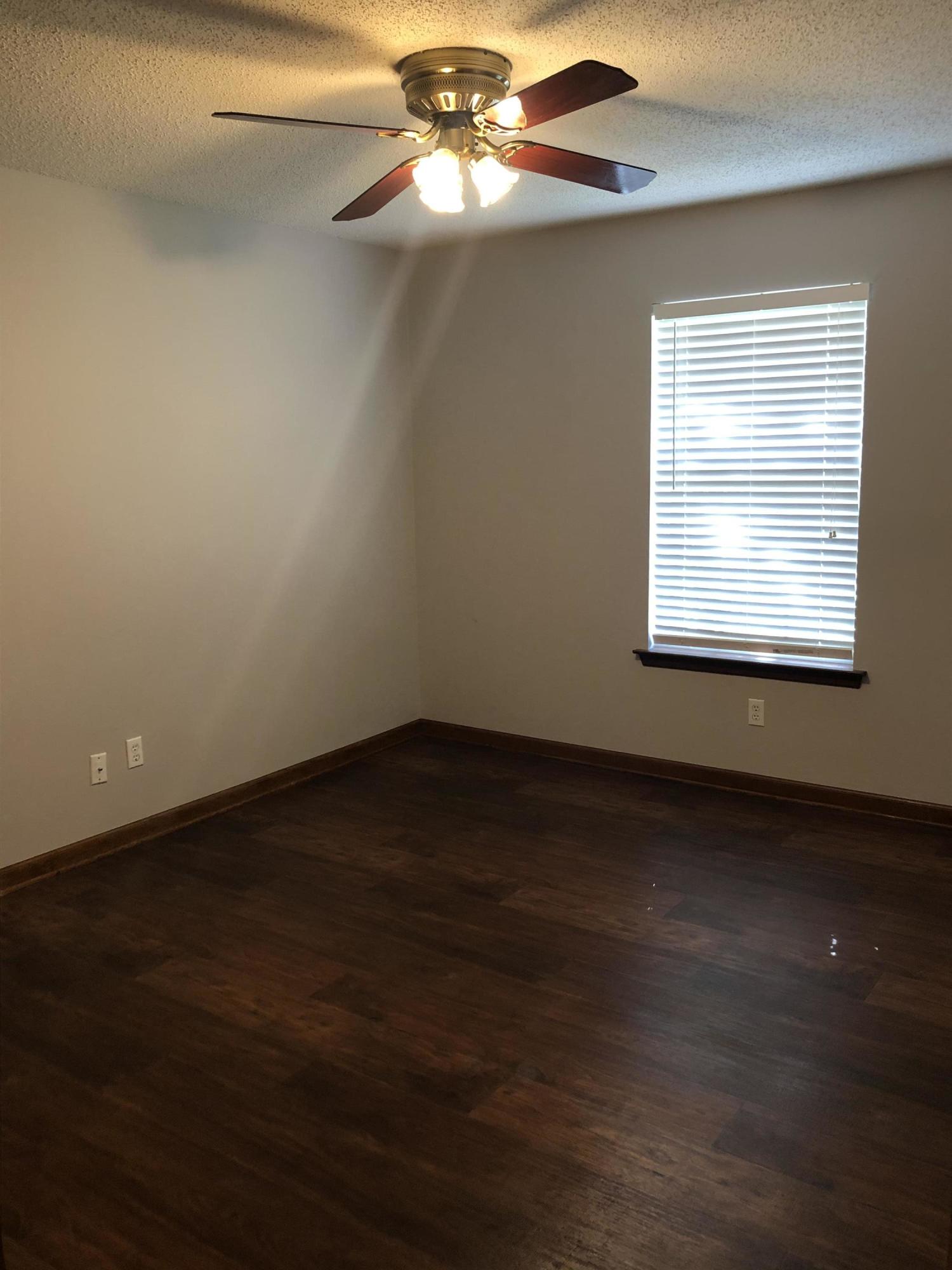 8 Holly Road Crestview, FL 32539 - Photo 12 of 22 Additional Bedroom