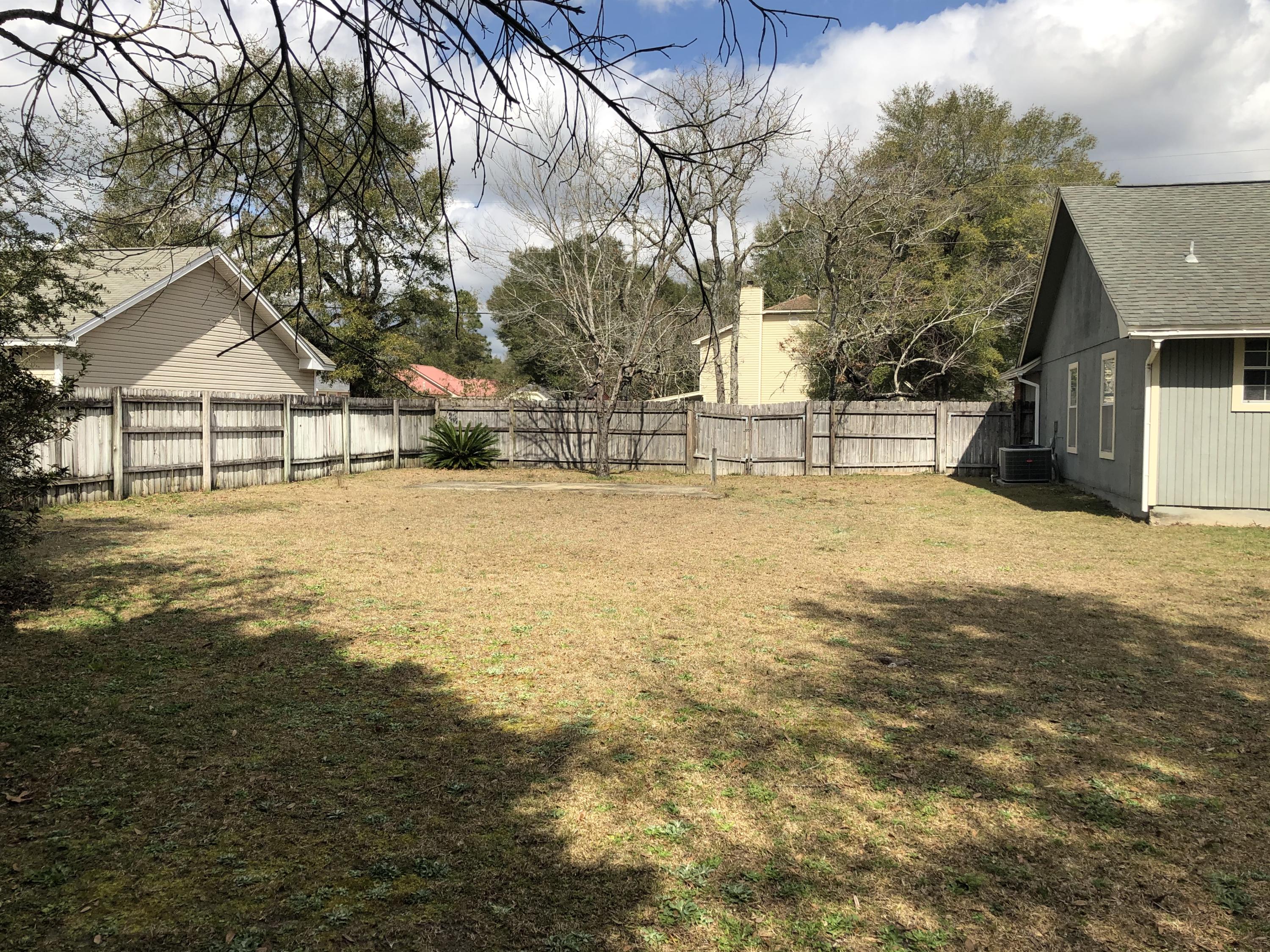 8 Holly Road Crestview, FL 32539 - Photo 22 of 22 Back Yard
